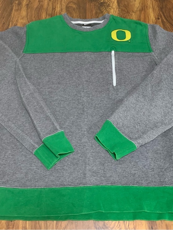 Nike Sweaters - Nike Gray Crewneck Sweatshirt with Green Accents